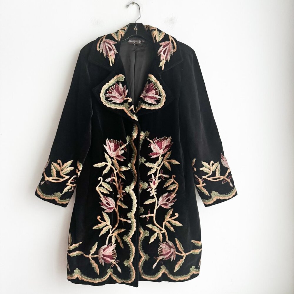 Black Embroidered Velvet Coat - Mahogany